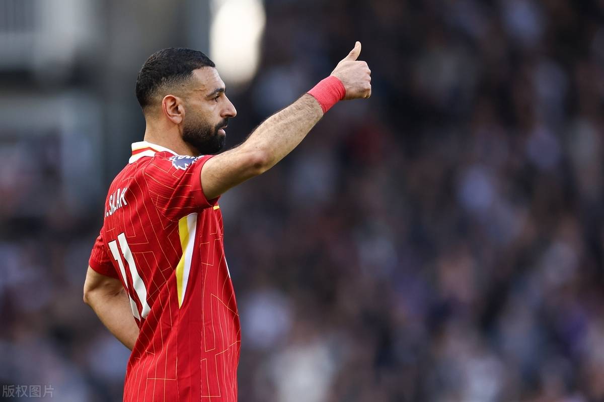 萨拉赫迎来五赛季出色发挥,曼联观众热烈欢呼! 萨拉赫迎来五赛季出色发挥,曼联观众热烈欢呼!