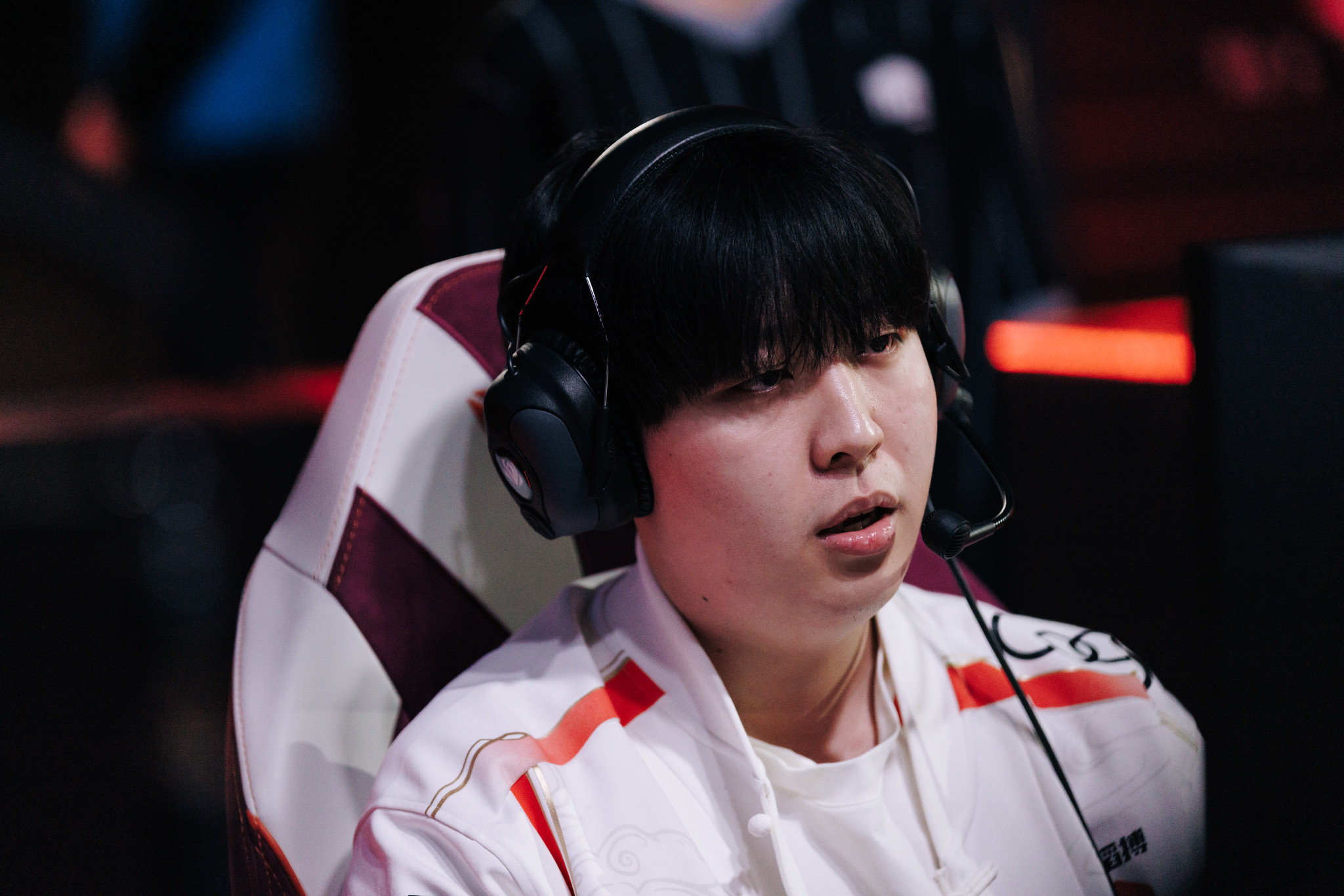 关于JackeyLove连续十二场比赛得分超过出色发挥，西班牙队不断突破！引发球迷热议的信息